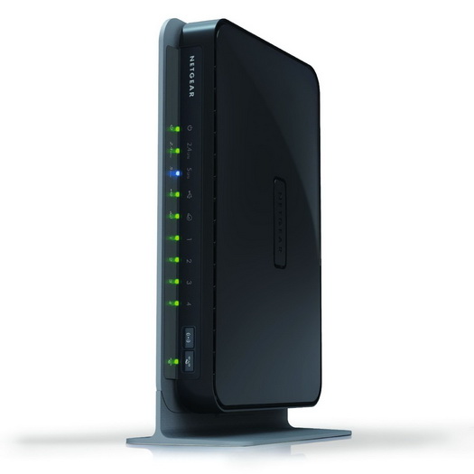 the NETGEAR RangeMax Dual Band Wireless-N Gigabit Router model WNDR3700